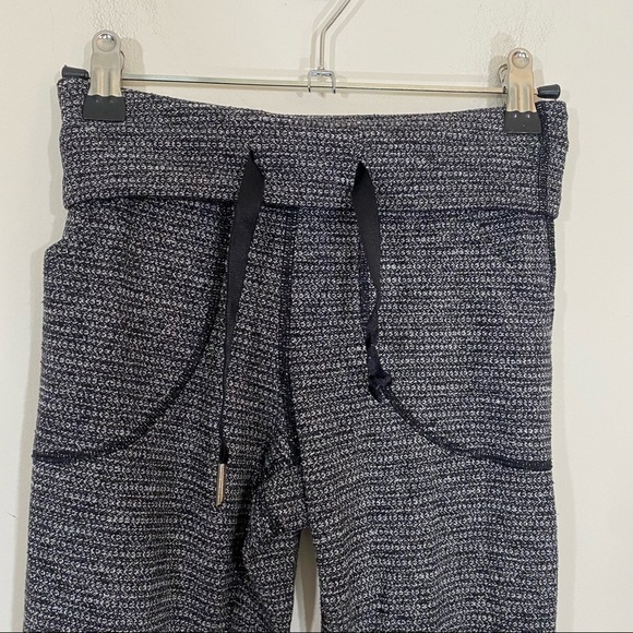 Lululemon Skinny Will Pant *Pique Black Sz 4 - Picture 5 of 9
